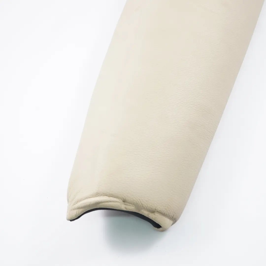 Side Finisher Rear Seat Right Leather Covering Panel Cream Beige pour BMW E93 à propos du numéro de pièce 7246666 BMW E93 Side Finisher Rear Seat Right Leather Covering Panel Cream Beige - SKU 7246666 - Numéro de pièce 7246666
