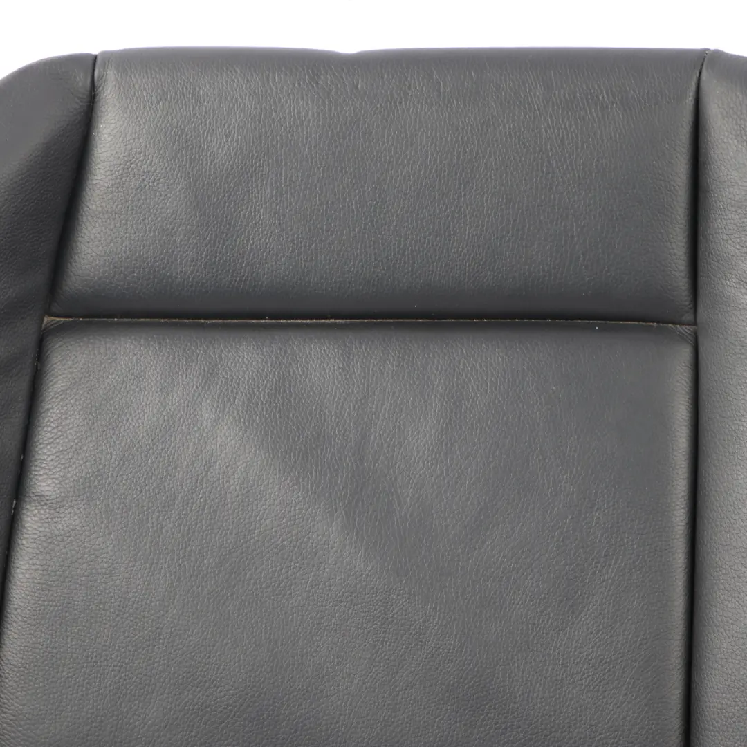 Funda Asiento Trasero Sofá Banco Cuero Boston Negro para BMW E88 Convertible con número de pieza 7247179 BMW E88 Convertible Funda Asiento Trasero Sofá Banco Cuero Boston Negro - SKU 7247179 - Número de pieza 7247179