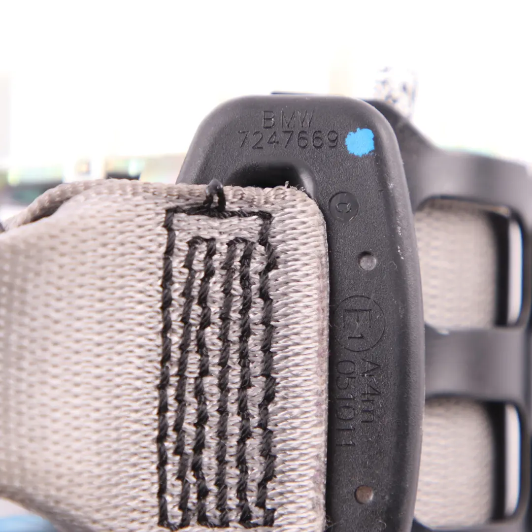 Belt Center Upper Safety Belt Everestgrau to BMW F10 Rear Seat with Part number 7247669 BMW F10 Rear Seat Belt Center Upper Safety Belt Everestgrau - SKU 7247669 - Part number 7247669