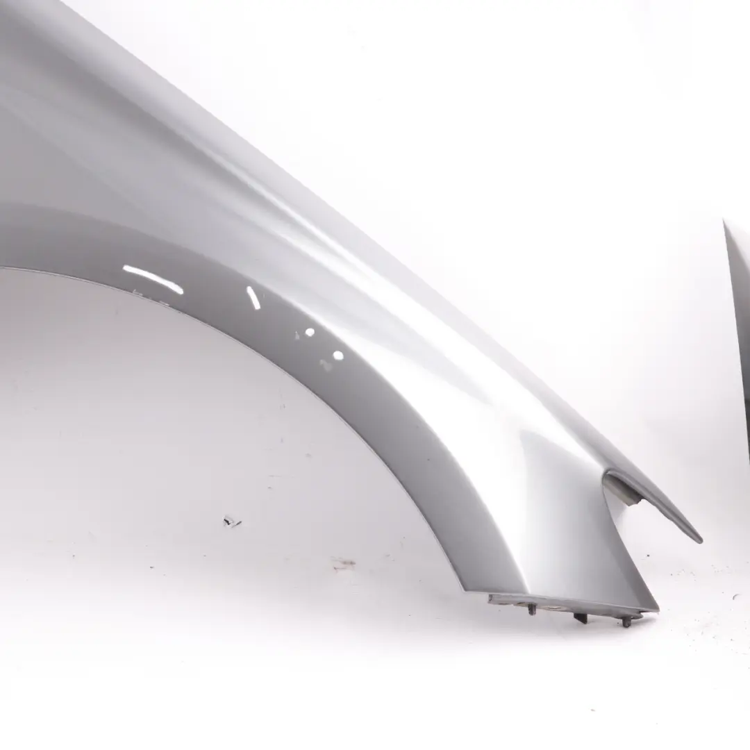 Front Right O/S Fender Side Wing Panel Spacegrau Grey Metallic - A52 to BMW F07 GT with Part number 7248434 BMW F07 GT Front Right O/S Fender Side Wing Panel Spacegrau Grey Metallic - A52 - SKU 7248434-SCG - Part number 7248434