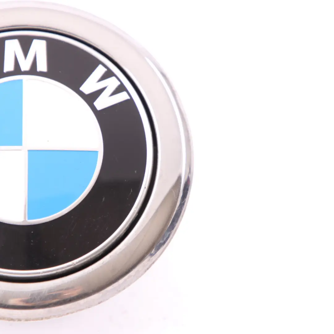 Portabagagli Emblema Pulsante Portellone Apertura Nero per BMW F20 F21 LCI con numero di parte 7248535 BMW F20 F21 LCI Portabagagli Emblema Pulsante Portellone Apertura Nero - SKU 7248535-2 - Numero di parte 7248535