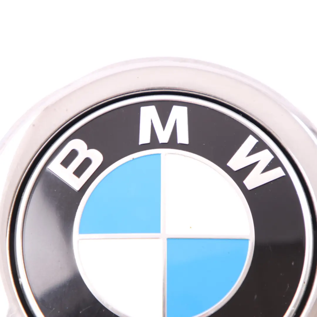 Trunk Holder Emblem Button Tailgate Badge Opening Black to BMW F20 F21 LCI with Part number 7248535 BMW F20 F21 LCI Trunk Holder Emblem Button Tailgate Badge Opening Black - SKU 7248535-2 - Part number 7248535