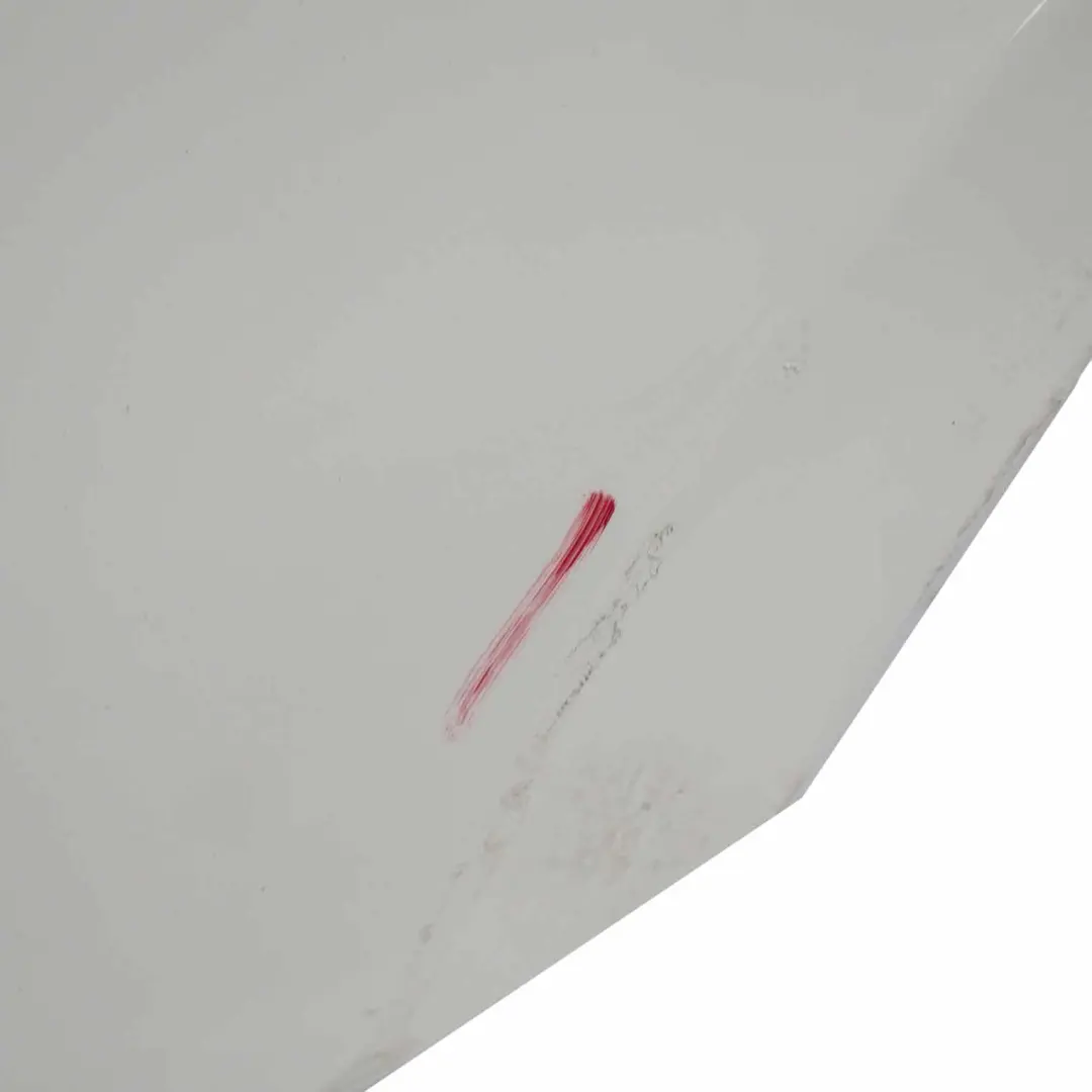 Pannello alare anteriore sinistro Lato Alpinweiss Alpine White - 300 per BMW F10 con numero di parte 7248659 BMW F10 Pannello alare anteriore sinistro Lato Alpinweiss Alpine White - 300 - SKU 7248659-AW1 - Numero di parte 7248659