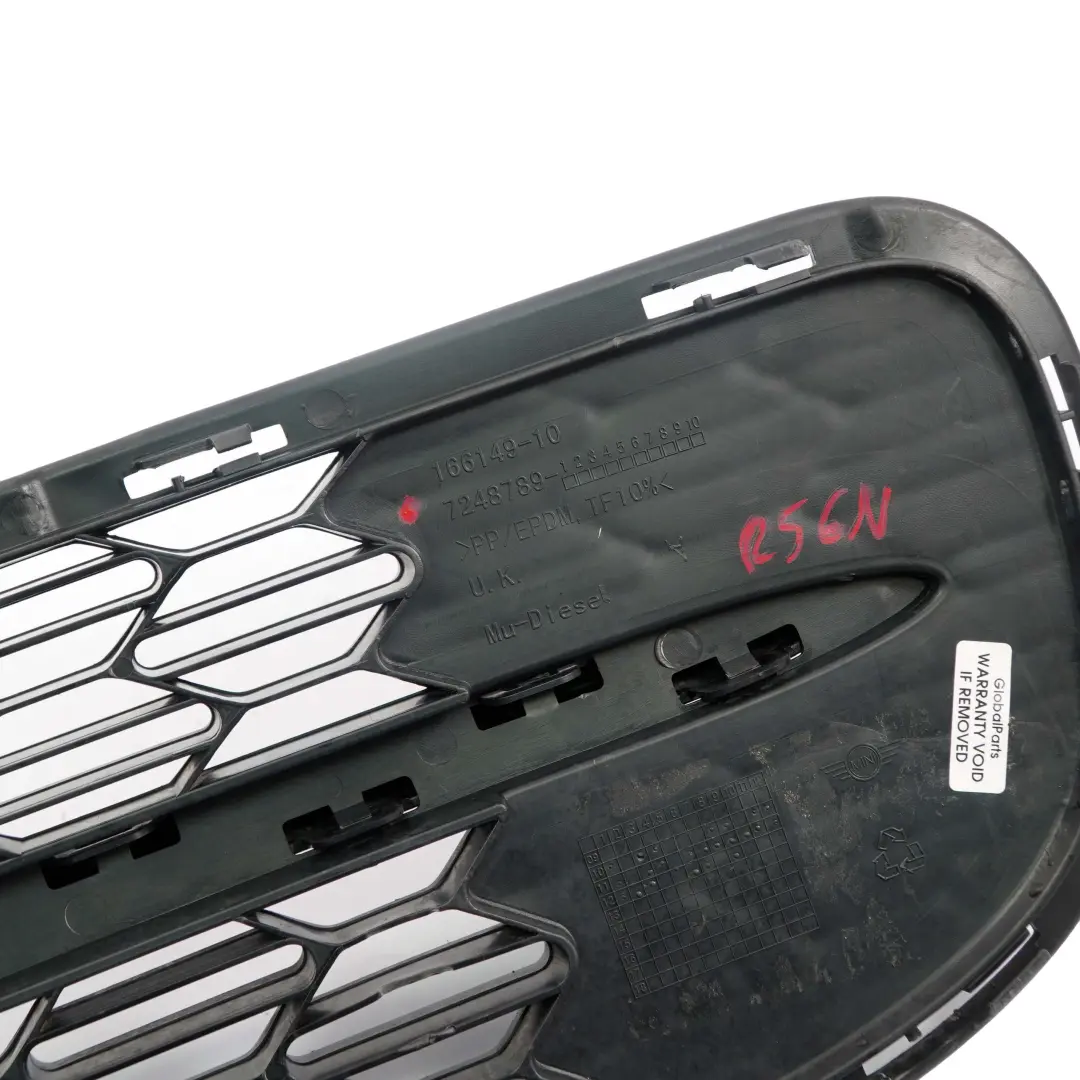 Grata Centro Inferiore Copertura per Mini Cooper R55 R56 R57 LCI con numero di parte 7248789 Mini Cooper R55 R56 R57 LCI Grata Centro Inferiore Copertura - SKU 7248789 - Numero di parte 7248789