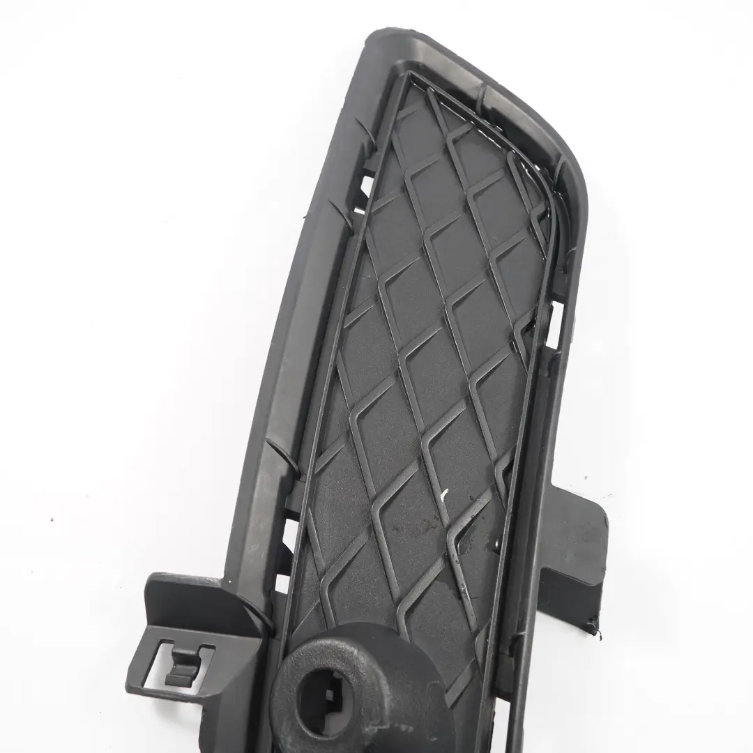 Paraurti Anteriore BMW X3 F25 Griglia Chiusa Destra per con numero di parte 7249596 Paraurti Anteriore BMW X3 F25 Griglia Chiusa Destra - SKU 7249596 - Numero di parte 7249596