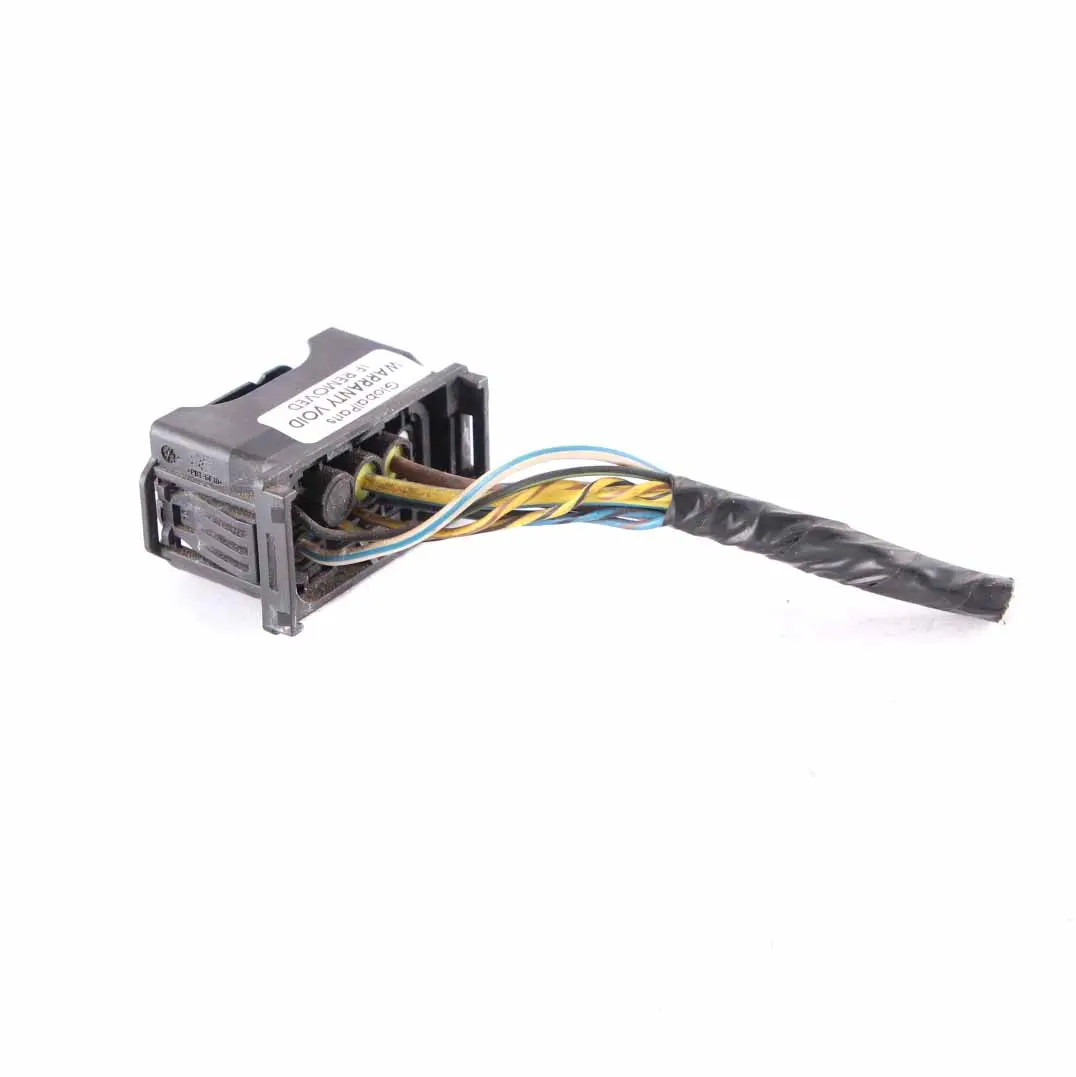 BMW E81 E82 E87 LCI Prise Phare Câblage douille droite lampe conducteur 6925638 - SKU 7249652-5 - Numéro de pièce 7249652