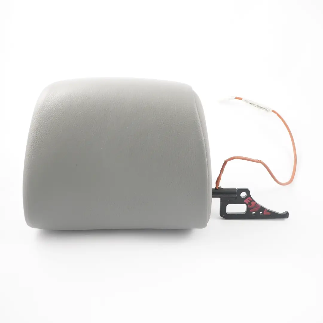 Appui-tête de siège avant gauche en cuir gris pour BMW E93 Cabrio à propos du numéro de pièce 7249919 BMW E93 Cabrio Appui-tête de siège avant gauche en cuir gris - SKU 7249919 - Numéro de pièce 7249919