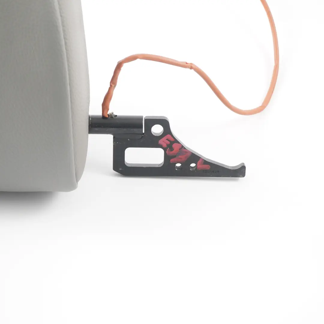 Appui-tête de siège avant gauche en cuir gris pour BMW E93 Cabrio à propos du numéro de pièce 7249919 BMW E93 Cabrio Appui-tête de siège avant gauche en cuir gris - SKU 7249919 - Numéro de pièce 7249919