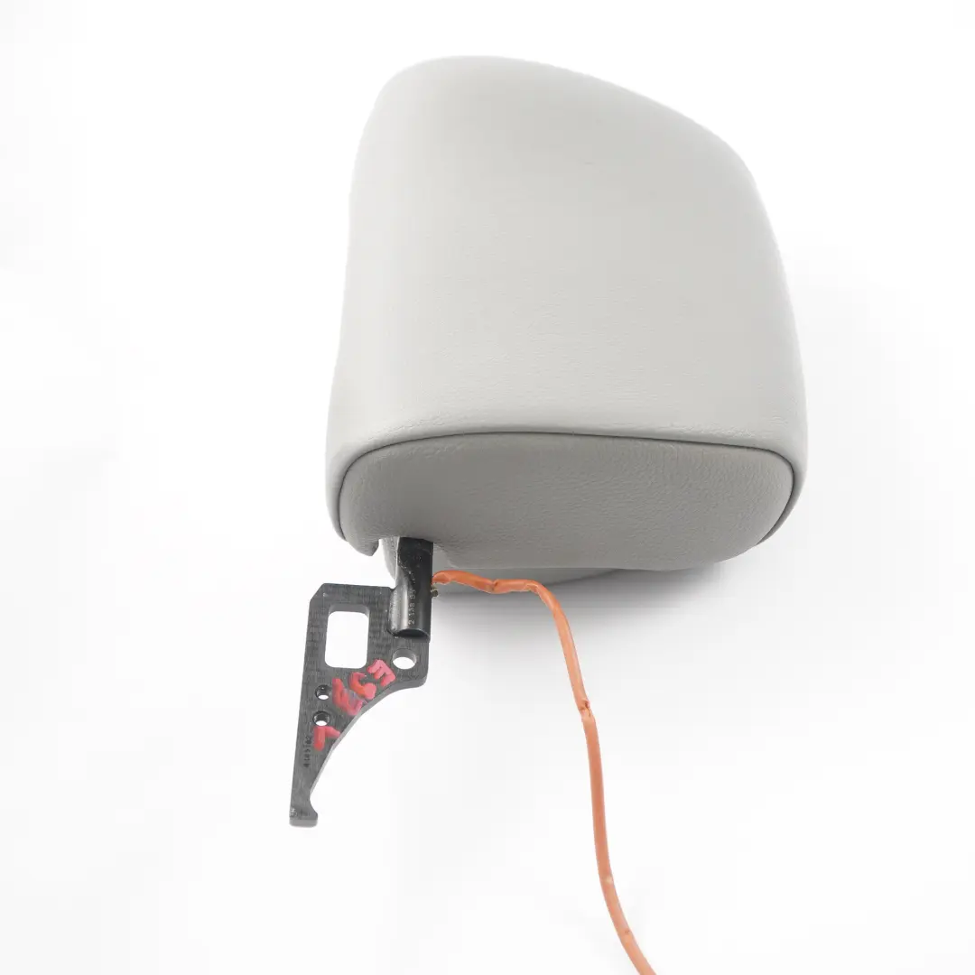 Sitz Kopfstütze vorne links Sitz Leder Grau für BMW E93 Cabrio mit Teilenummer 7249919 BMW E93 Cabrio Sitz Kopfstütze vorne links Sitz Leder Grau - SKU 7249919 - Teilenummer 7249919