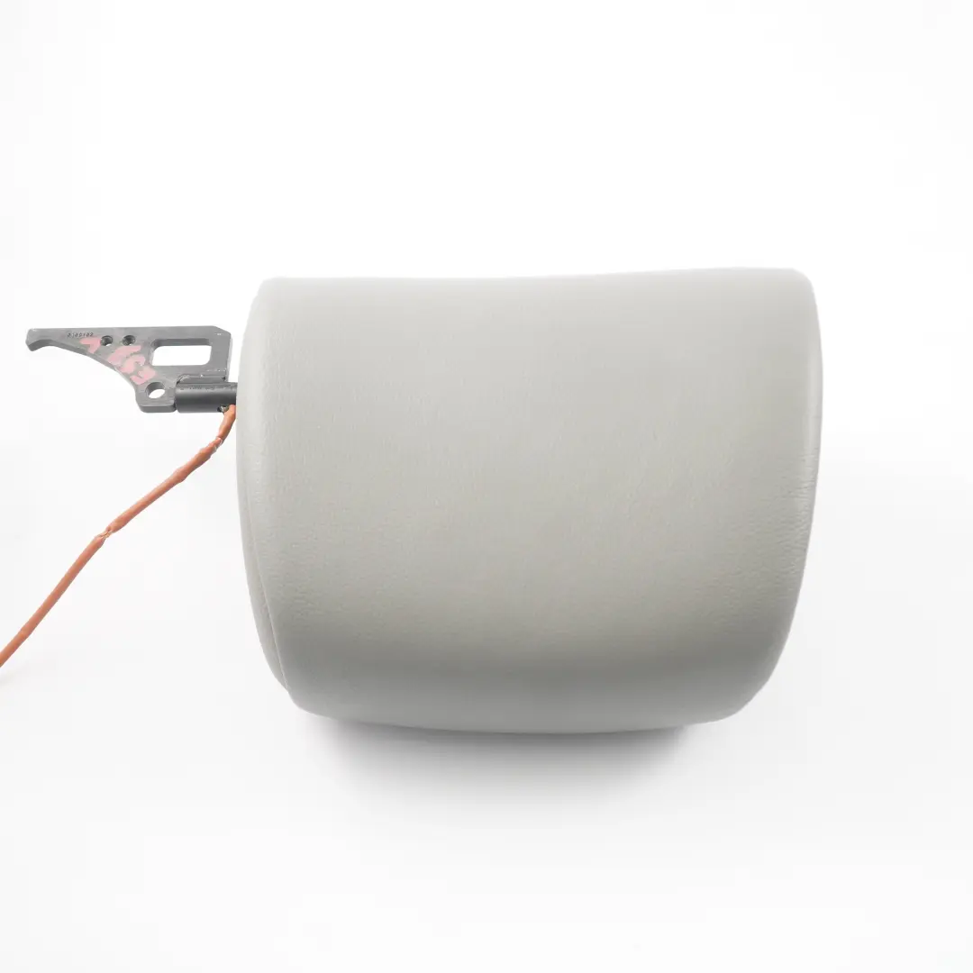 Poggiatesta Sedile anteriore sinistro Pelle Grigio per BMW E93 Cabrio con numero di parte 7249919 BMW E93 Cabrio Poggiatesta Sedile anteriore sinistro Pelle Grigio - SKU 7249919 - Numero di parte 7249919