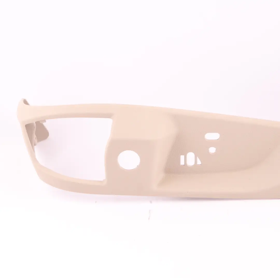 Asiento Delantero Cubierta Exterior Panel Izquierdo Oyster para BMW F10 F11 con número de pieza 7250801 BMW F10 F11 Asiento Delantero Cubierta Exterior Panel Izquierdo Oyster - SKU 7250801 - Número de pieza 7250801