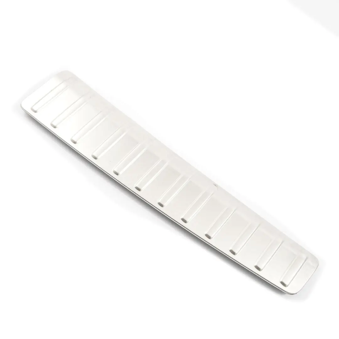 Carga Borde Tronco Sill Acero Insertar Derecha Cubierta para BMW X3 F25 con número de pieza 7250960 BMW X3 F25 Carga Borde Tronco Sill Acero Insertar Derecha Cubierta - SKU 7250960 - Número de pieza 7250960