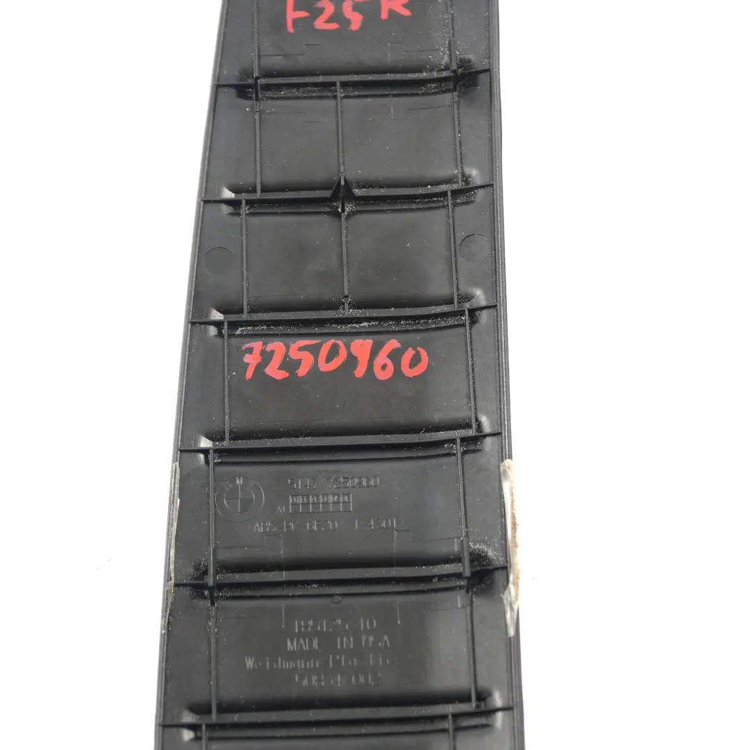 Carga Borde Tronco Sill Acero Insertar Derecha Cubierta para BMW X3 F25 con número de pieza 7250960 BMW X3 F25 Carga Borde Tronco Sill Acero Insertar Derecha Cubierta - SKU 7250960 - Número de pieza 7250960