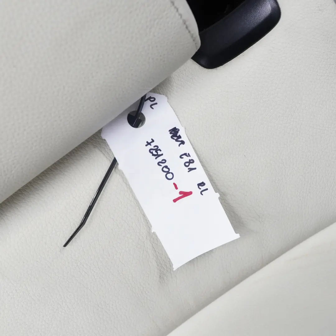 Funda De Asiento LCI Respaldo Trasero Izquierdo Cuero Boston Limon para BMW E81 E87 con número de pieza 7251200 BMW E81 E87 Funda De Asiento LCI Respaldo Trasero Izquierdo Cuero Boston Limon - SKU 7251200-1 - Número de pieza 7251200