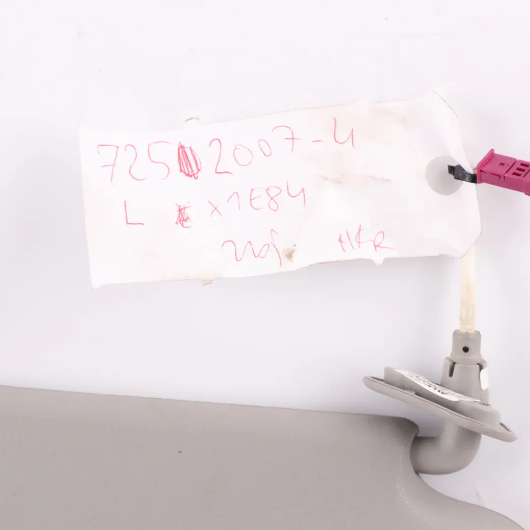 Osłona Przeciwsłoneczna Lewa Daszek Szara do BMW X1 E84 E90 E91 o numerze 7252007 BMW X1 E84 E90 E91 Osłona Przeciwsłoneczna Lewa Daszek Szara - SKU 7252007-4 - Numer Części 7252007