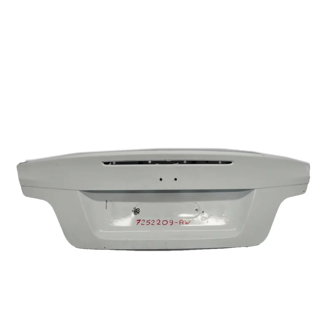 Trunk Lid BMW E82 Coupé Bootlid Boot Alpinweiss Alpine White - 300 to Tailgate with Part number 7252209 Tailgate Trunk Lid BMW E82 Coupé Bootlid Boot Alpinweiss Alpine White - 300 - SKU 7252209-AW - Part number 7252209