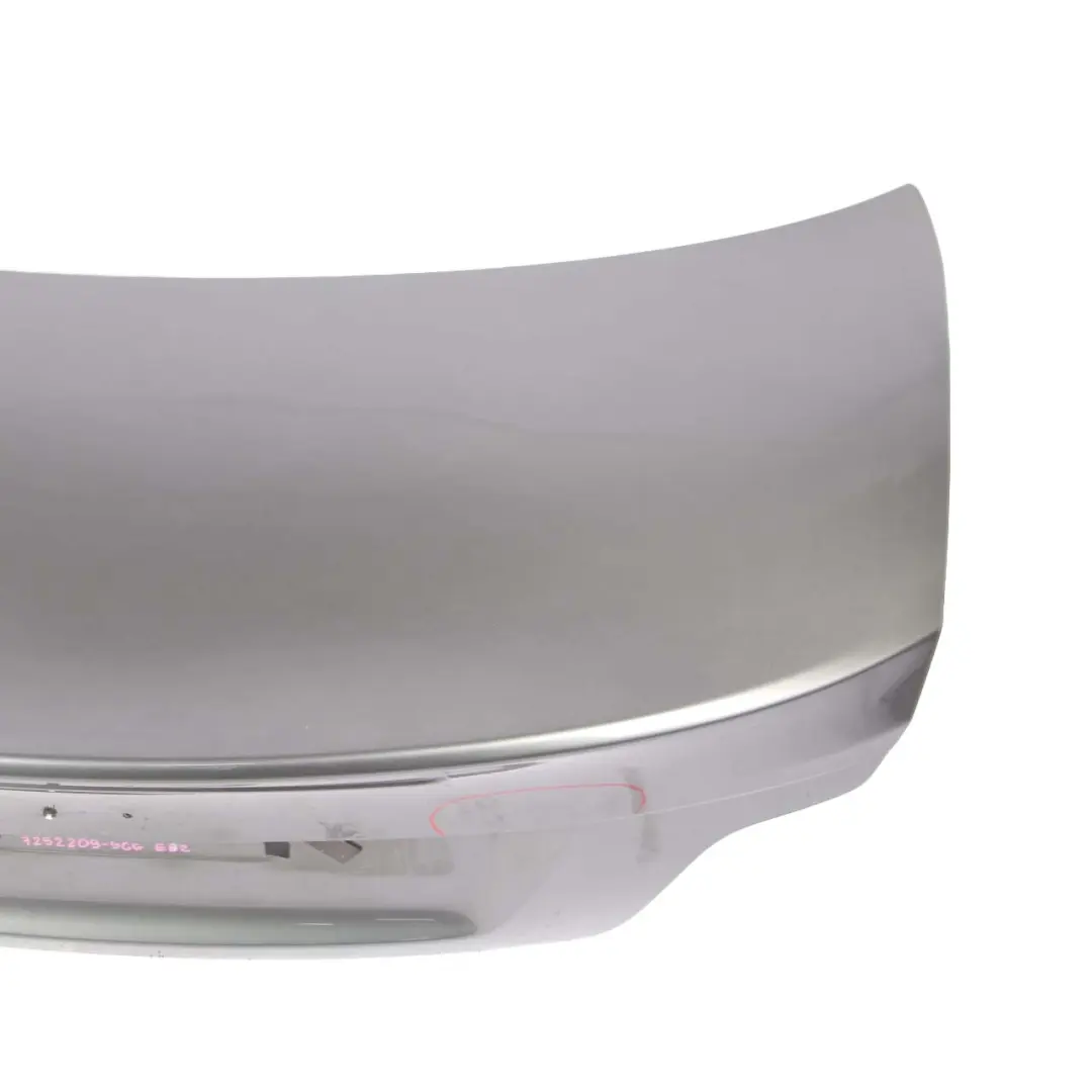 Coupé Tailgate Bootlid Boot Lid Spacegrau Space Grey - A52 to BMW 1 E82 with Part number 7252209 BMW 1 E82 Coupé Tailgate Bootlid Boot Lid Spacegrau Space Grey - A52 - SKU 7252209-SCG - Part number 7252209