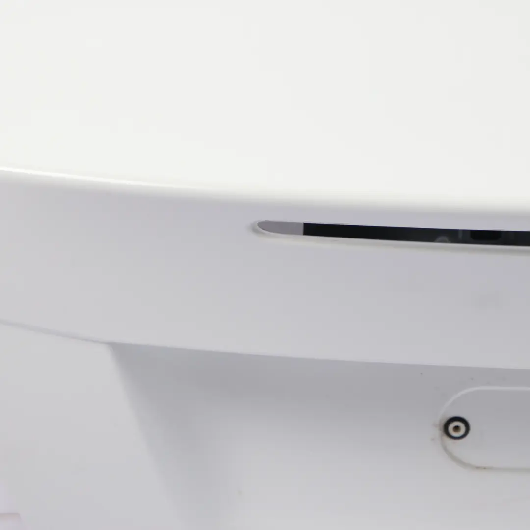 Boot Lid Tailgate Cabrio Convertible Trunk Lid Alpinweiss 3 - 300 to BMW E88 with Part number 7252211 BMW E88 Boot Lid Tailgate Cabrio Convertible Trunk Lid Alpinweiss 3 - 300 - SKU 7252211-AW1 - Part number 7252211