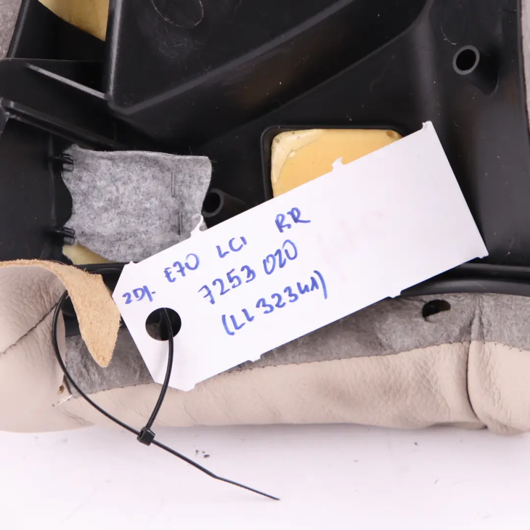 Bench Lateral Right O/S Finisher Trim Panel Leather Oyster to BMW X5 E70 Rear Seat with Part number 7253020 BMW X5 E70 Rear Seat Bench Lateral Right O/S Finisher Trim Panel Leather Oyster - SKU 7253020 - Part number 7253020