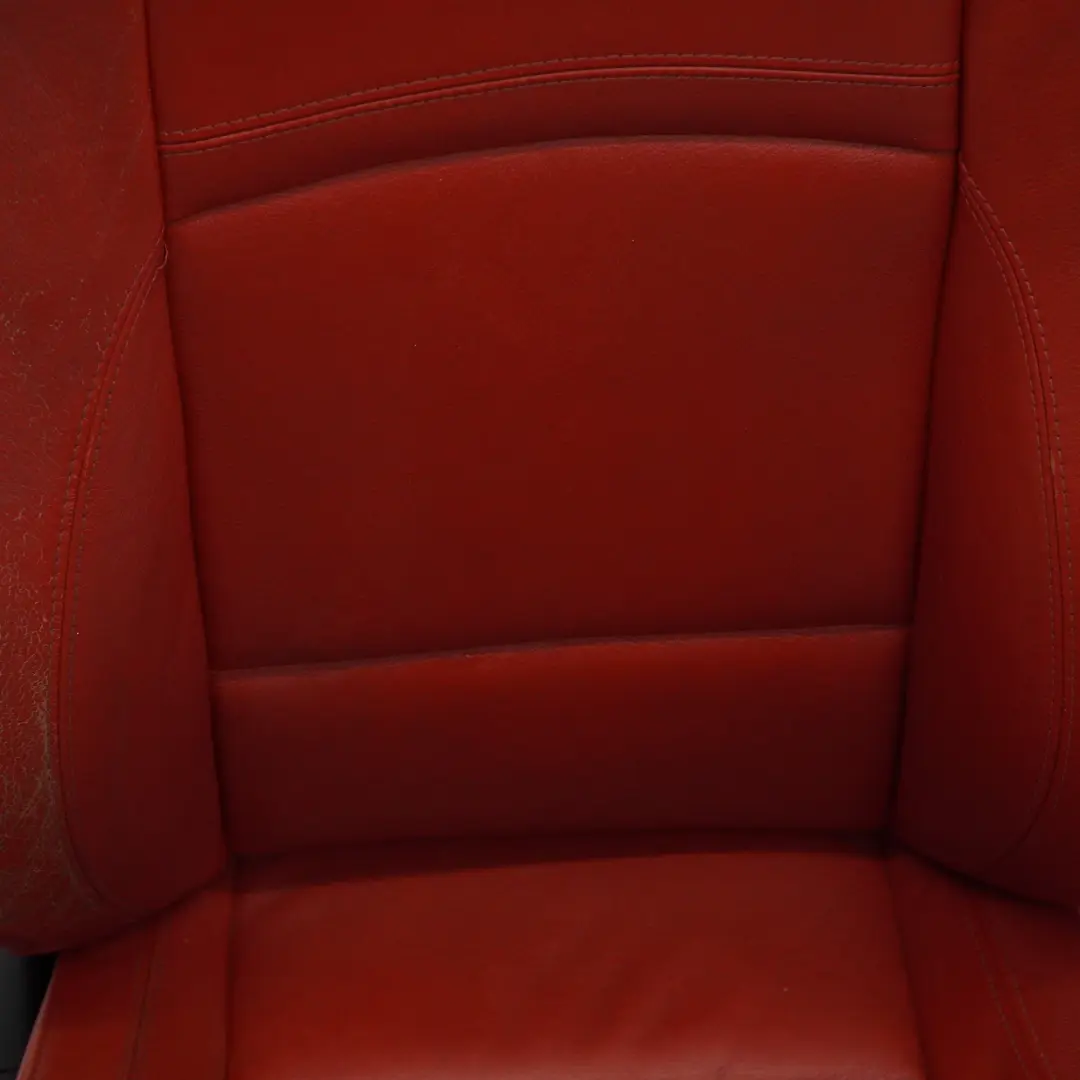 Fotel Prawy Przód Czerwona Skóra do BMW E92 LCI o numerze 7253100 BMW E92 LCI Fotel Prawy Przód Czerwona Skóra - SKU 7253100-2 - Numer Części 7253100