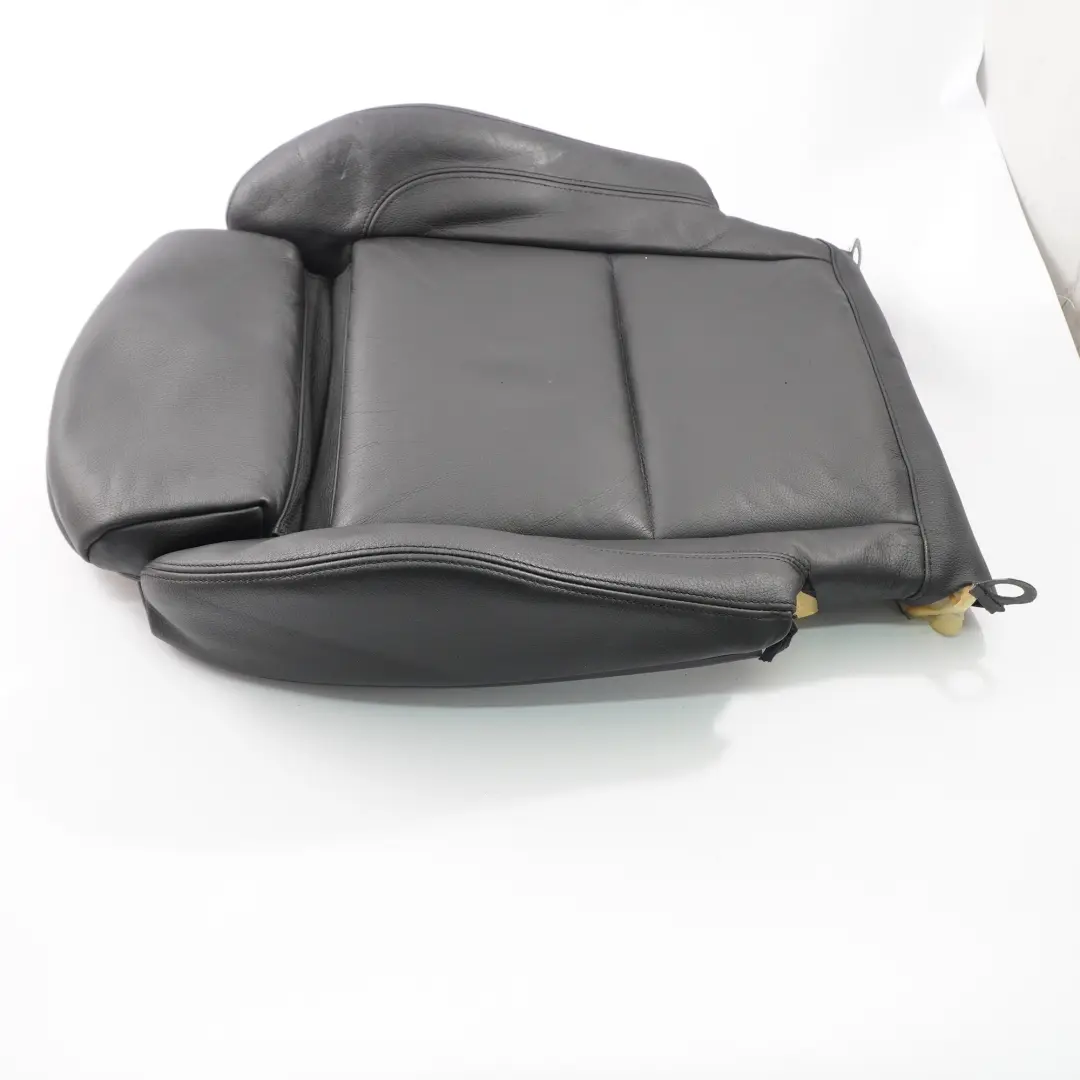 Vorne Rechts Sportsitz Sitz Bezug Leder Schwarz Dakota für BMW E93 mit Teilenummer 7253564 BMW E93 Vorne Rechts Sportsitz Sitz Bezug Leder Schwarz Dakota - SKU 7253564 - Teilenummer 7253564