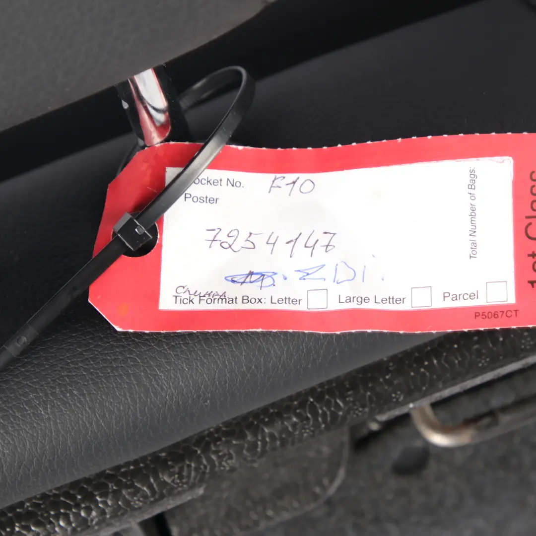 Bezug Lehne Leder Dakota Schwarz Rückenlehne Sitz Hinten für BMW F10 mit Teilenummer 7254147 BMW F10 Bezug Lehne Leder Dakota Schwarz Rückenlehne Sitz Hinten - SKU 7254147 - Teilenummer 7254147