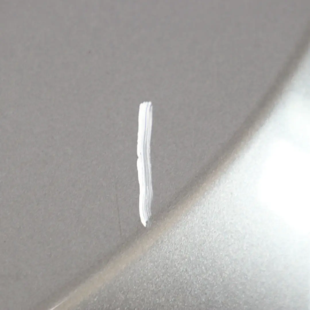 Klapa Bagażnika Spacegrau Grey - A52 do BMW E90 LCI o numerze 7254425 BMW E90 LCI Klapa Bagażnika Spacegrau Grey - A52 - SKU 7254425-SCG3 - Numer Części 7254425