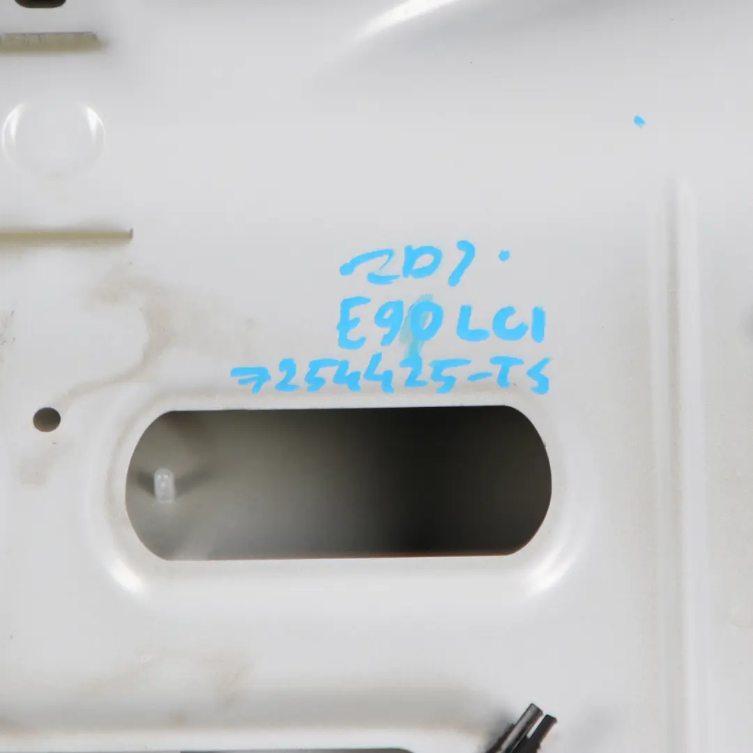 Boot Lid Tailgate Rear Trunk Cover Titansilber Titan Silver - 354 to BMW E90 LCI with Part number 7254425 BMW E90 LCI Boot Lid Tailgate Rear Trunk Cover Titansilber Titan Silver - 354 - SKU 7254425-TS - Part number 7254425