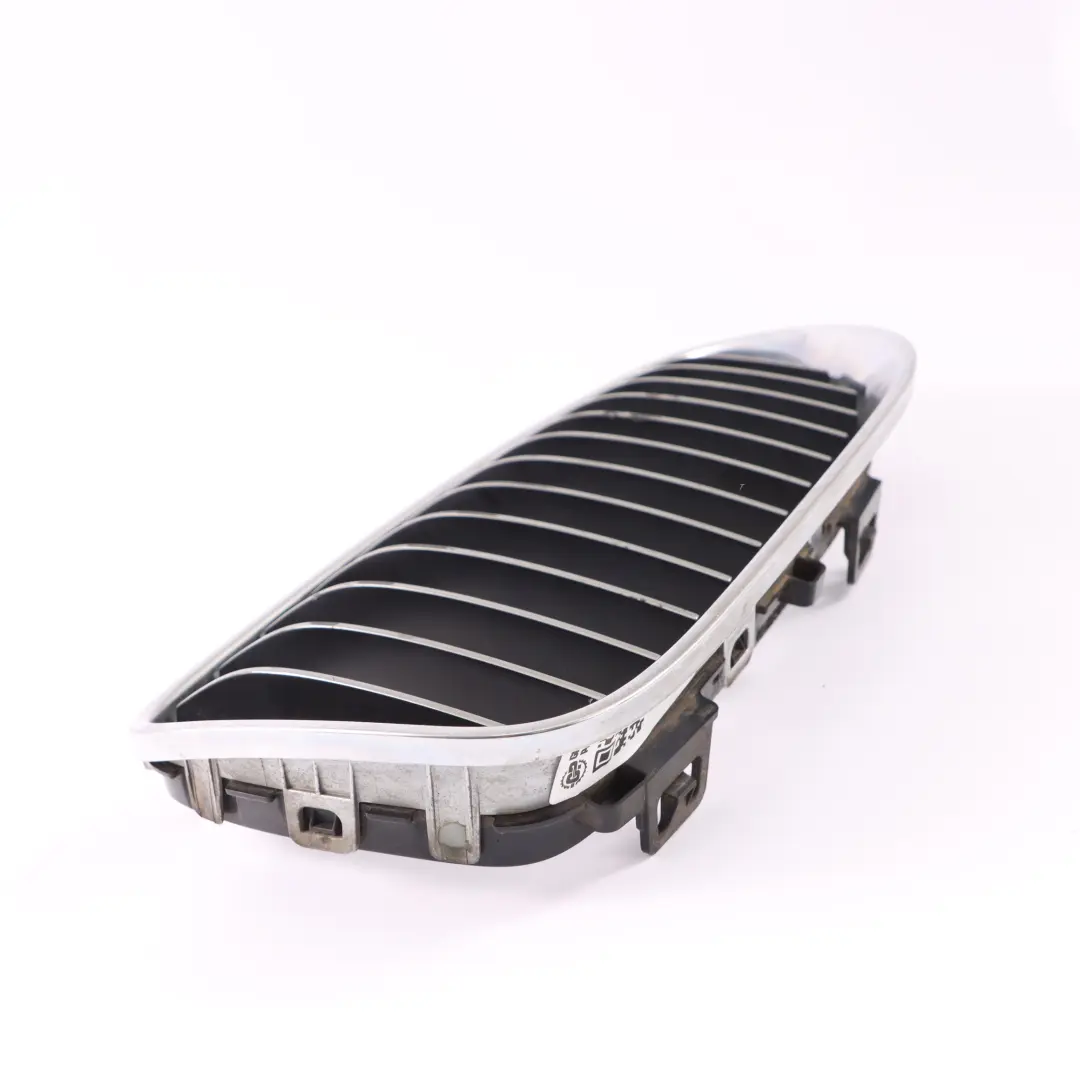 Grille BMW E92 E93 LCI Garniture avant Panneau de grille gauche Cadre chromé pour à propos du numéro de pièce 7254967 Grille BMW E92 E93 LCI Garniture avant Panneau de grille gauche Cadre chromé - SKU 7254967 - Numéro de pièce 7254967