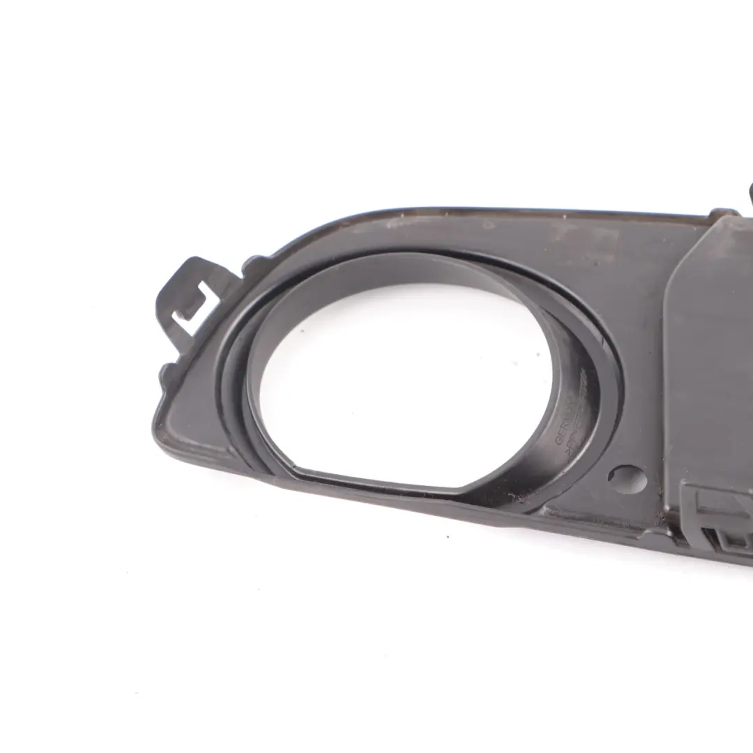 Fog Light Cover Front Bumper Right Grid Grille Trim to BMW F30 F31 with Part number 7255370 BMW F30 F31 Fog Light Cover Front Bumper Right Grid Grille Trim - SKU 7255370 - Part number 7255370