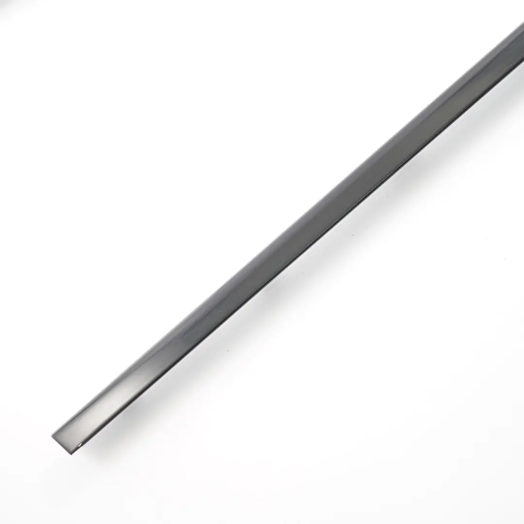 moldura de ajuste tira de la ventana del marco lateral izquierdo para BMW F13 con número de pieza 7255591 BMW F13 moldura de ajuste tira de la ventana del marco lateral izquierdo - SKU 7255591 - Número de pieza 7255591