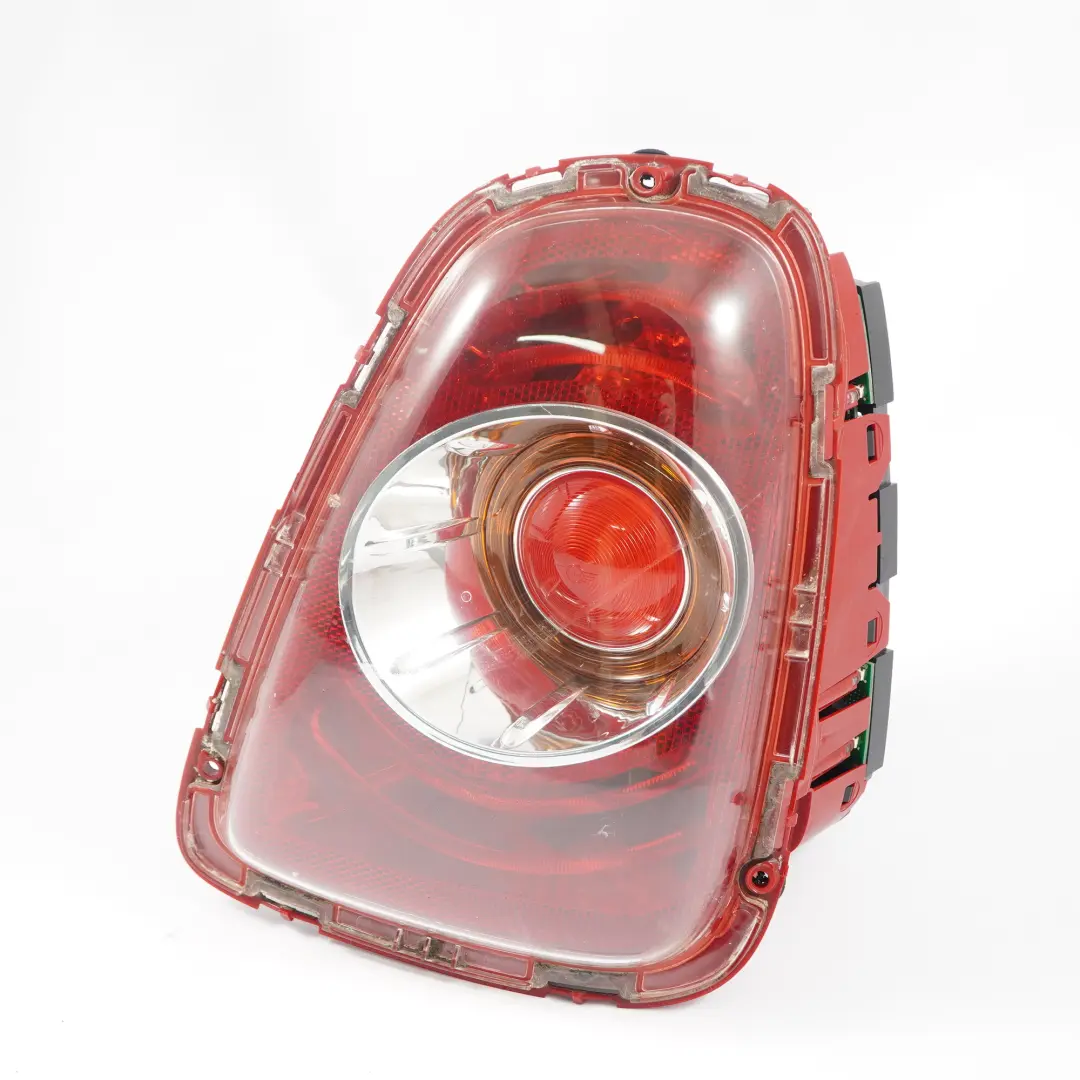 Piloto trasero Mini R56 R57 LCI Tail Light Right Side Trim Panel para con número de pieza 7255910 Piloto trasero Mini R56 R57 LCI Tail Light Right Side Trim Panel - SKU 7255910-2 - Número de pieza 7255910