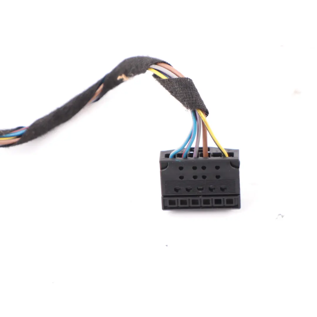 Lamp Mini R56 R57 LCI Tail Light Right Side O/S Plug Socket Wiring 6984754 to Rear with Part number 7255910 Rear Lamp Mini R56 R57 LCI Tail Light Right Side O/S Plug Socket Wiring 6984754 - SKU 7255910-4 - Part number 7255910