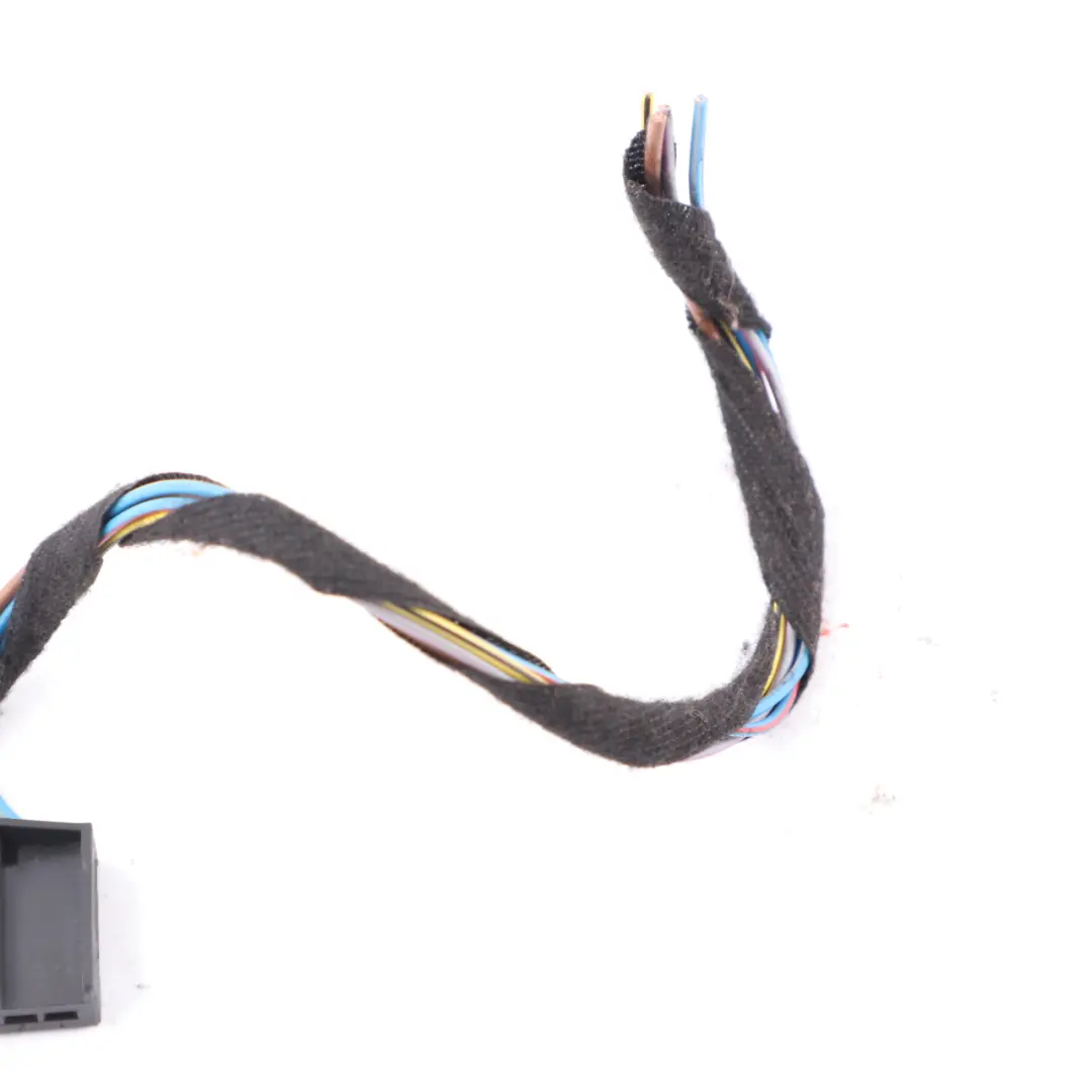 Lamp Mini R56 R57 LCI Tail Light Right Side O/S Plug Socket Wiring 6984754 to Rear with Part number 7255910 Rear Lamp Mini R56 R57 LCI Tail Light Right Side O/S Plug Socket Wiring 6984754 - SKU 7255910-4 - Part number 7255910