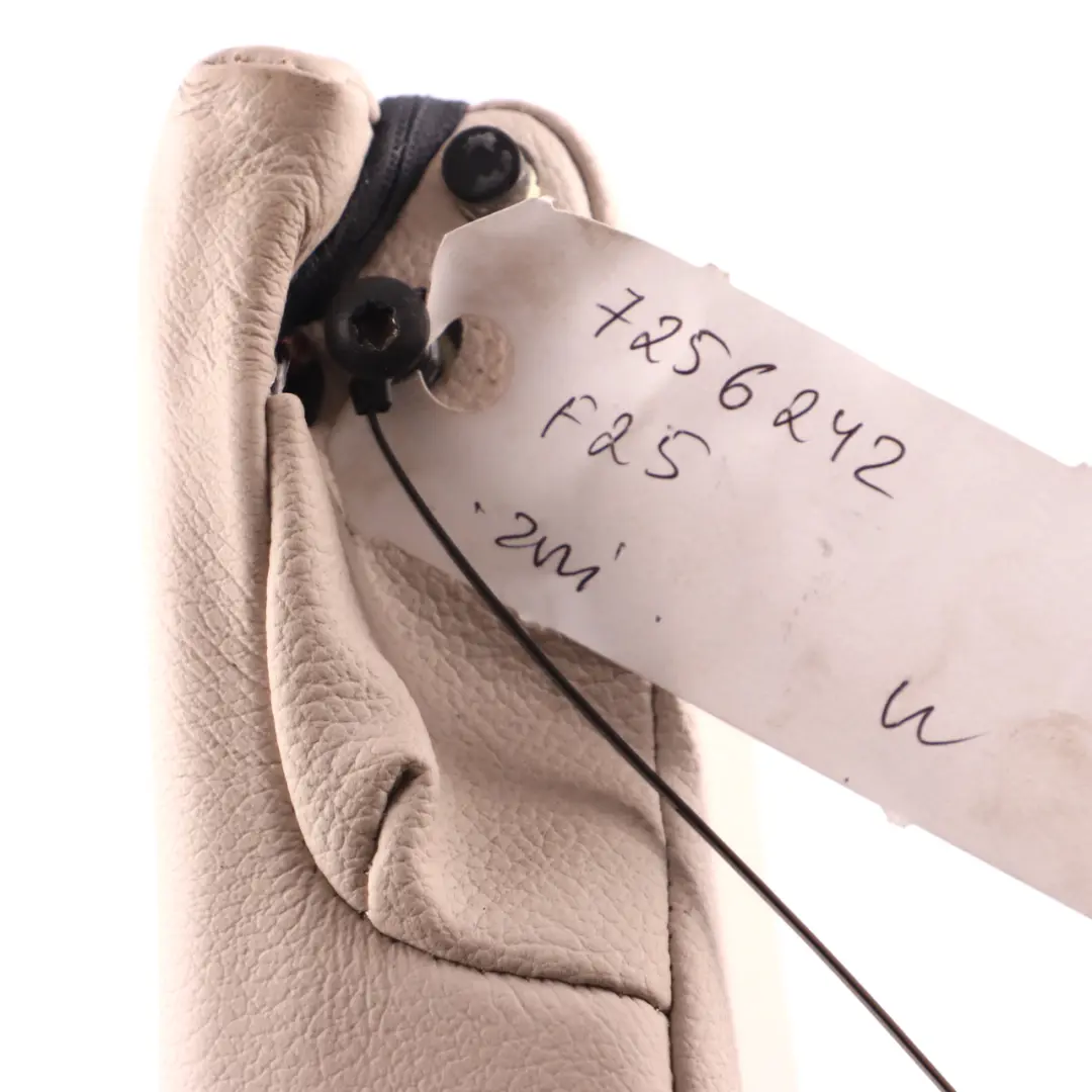 Podłokietnik Tylnego Siedzenia Kanapy Skórzany Nevada Oyster do BMW X3 F25 o numerze 7256242 BMW X3 F25 Podłokietnik Tylnego Siedzenia Kanapy Skórzany Nevada Oyster - SKU 7256242 - Numer Części 7256242