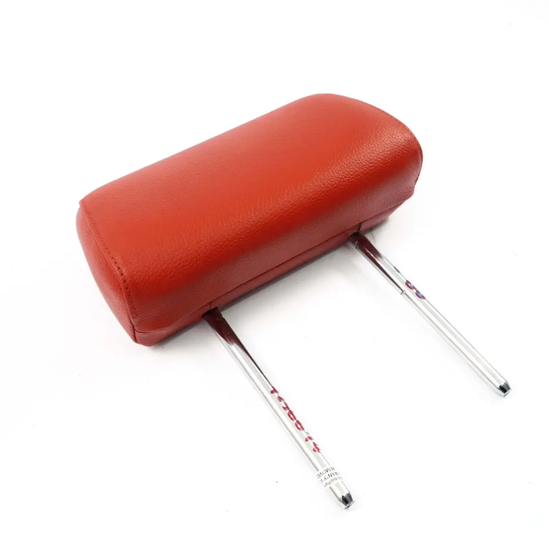 Zagłówek Tylnej Kanapy Czerwona Skóra do BMW E88 o numerze 7256614 BMW E88 Zagłówek Tylnej Kanapy Czerwona Skóra - SKU 7256614 - Numer Części 7256614