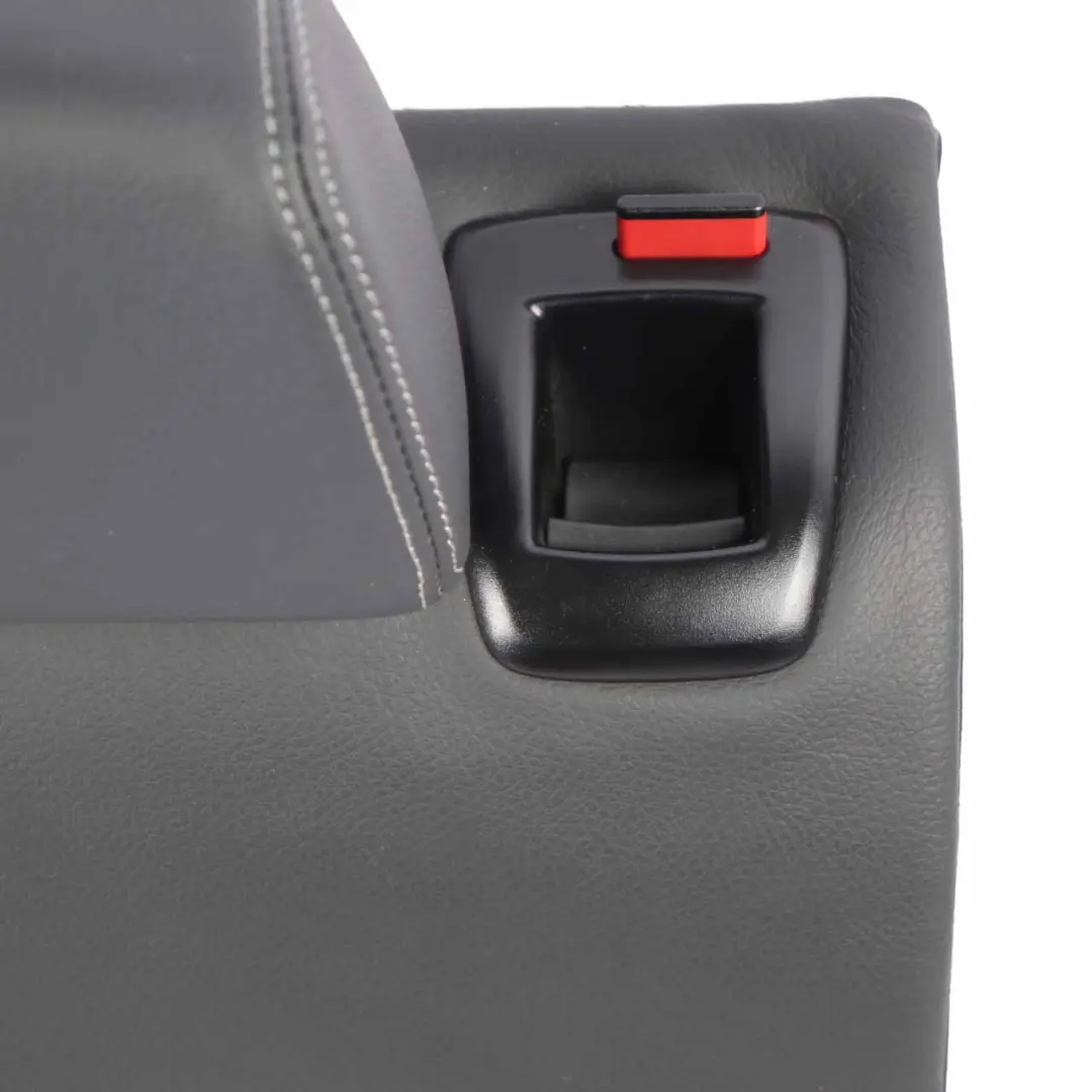 Respaldo asiento trasero izquierdo Cubierta d cuero Nevada Negro para BMW F25 con número de pieza 7256759 BMW F25 Respaldo asiento trasero izquierdo Cubierta d cuero Nevada Negro - SKU 7256759 - Número de pieza 7256759