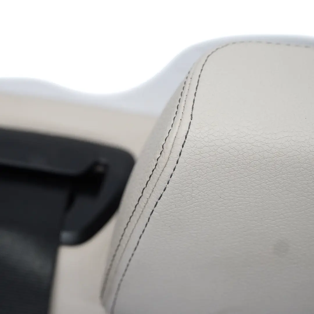 Dossier de siège arrière Accoudoir gauche Cuir Nevada Oyster pour BMW X3 F25 à propos du numéro de pièce 7256763 BMW X3 F25 Dossier de siège arrière Accoudoir gauche Cuir Nevada Oyster - SKU 7256763-1 - Numéro de pièce 7256763