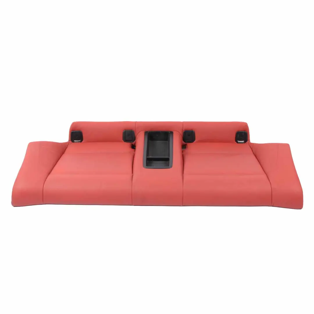 Siedzisko Kanapa Siedzenia Tył Skóra Boston Coral Red Czerwona do BMW E82 o numerze 7256963 BMW E82 Siedzisko Kanapa Siedzenia Tył Skóra Boston Coral Red Czerwona - SKU 7256963 - Numer Części 7256963