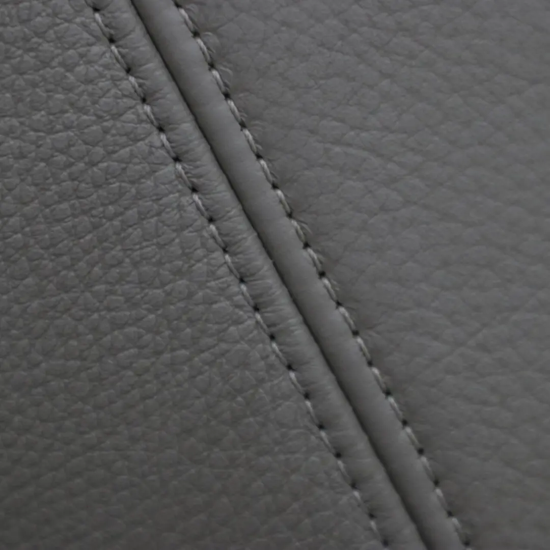 Oparcie Tylnej Kanapy Skóra Beżowa do BMW E88 Cabrio o numerze 7257060 BMW E88 Cabrio Oparcie Tylnej Kanapy Skóra Beżowa - SKU 7257060 - Numer Części 7257060