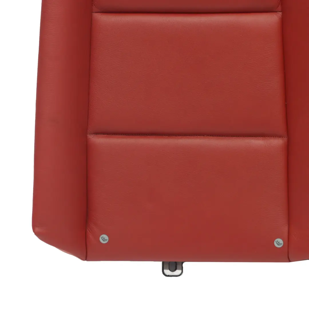 Asiento Trasero Banco Respaldo Cubierta Cuero Boston Rojo para BMW E88 Convertible con número de pieza 7257063 BMW E88 Convertible Asiento Trasero Banco Respaldo Cubierta Cuero Boston Rojo - SKU 7257063 - Número de pieza 7257063