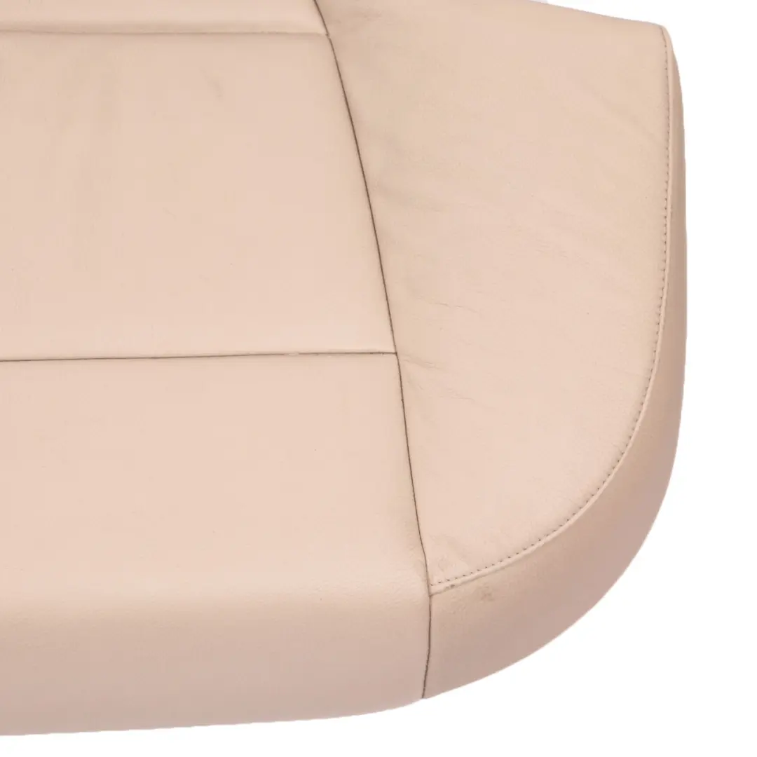 Sedile posteriore Divano Base Panca Divano Pelle Dakota Oyster per BMW E90 E91 LCI con numero di parte 7257088 BMW E90 E91 LCI Sedile posteriore Divano Base Panca Divano Pelle Dakota Oyster - SKU 7257088 - Numero di parte 7257088