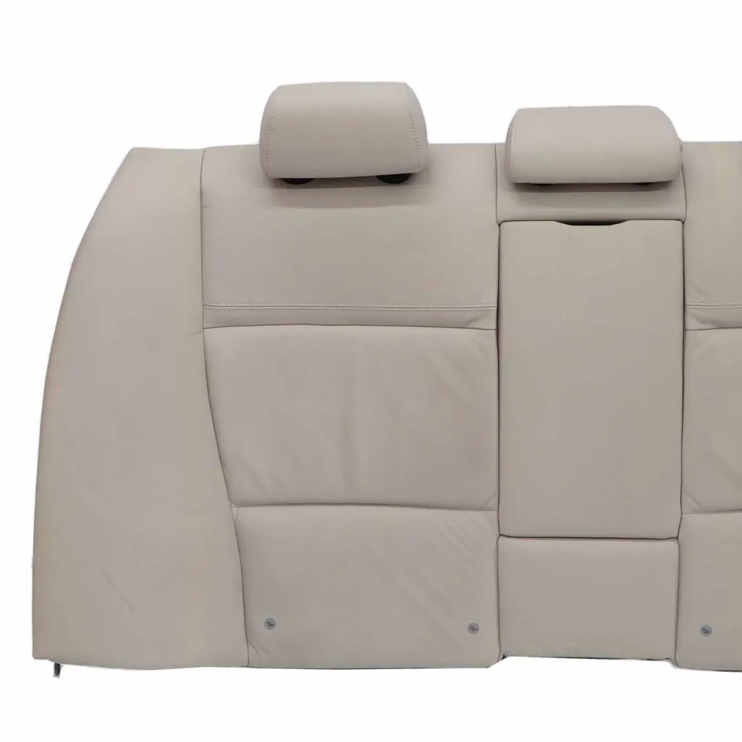 Respaldo Asiento Trasero Funda Respaldo Cuero Dakota Oyster para BMW E90 LCI con número de pieza 7257091 BMW E90 LCI Respaldo Asiento Trasero Funda Respaldo Cuero Dakota Oyster - SKU 7257091 - Número de pieza 7257091