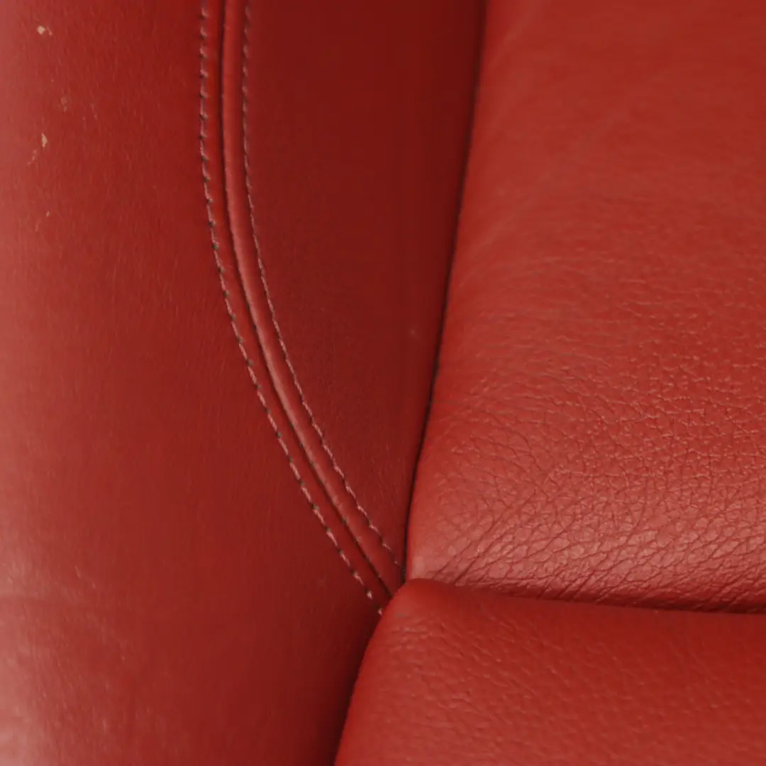 Asiento Descapotable MSport Delantero Izquierdo Cuero Rojo Calefactado para BMW E88 con número de pieza 7257495 BMW E88 Asiento Descapotable MSport Delantero Izquierdo Cuero Rojo Calefactado - SKU 7257495 - Número de pieza 7257495