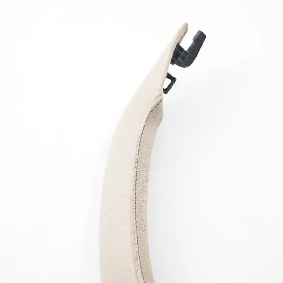 Scheda Porta Coperchio Maniglia Interna Sinistra Pelle Nevada Oyster per BMW X3 F25 con numero di parte 7258791 BMW X3 F25 Scheda Porta Coperchio Maniglia Interna Sinistra Pelle Nevada Oyster - SKU 7258791 - Numero di parte 7258791