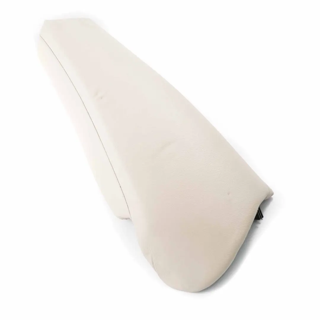 Finitura laterale sedile posteriore sinistro pelle Dakota Oyster per BMW E92 Coupe con numero di parte 52207259159 BMW E92 Coupe Finitura laterale sedile posteriore sinistro pelle Dakota Oyster - SKU 7259159 - Numero di parte 52207259159