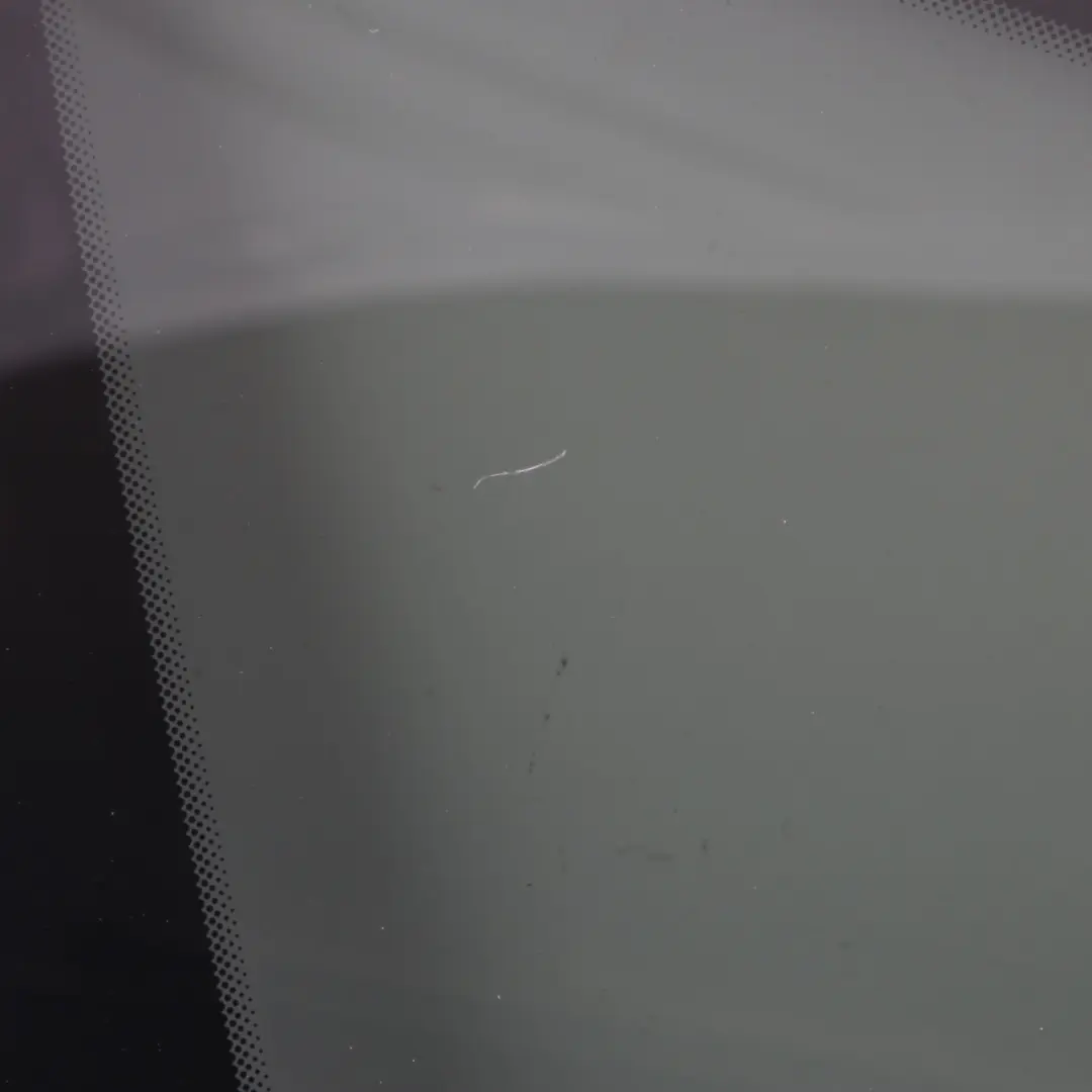 Fenêtre arrière gauche Fenêtre latérale noire AS3 Verre teinté pour BMW F31 Touring à propos du numéro de pièce 7259247 BMW F31 Touring Fenêtre arrière gauche Fenêtre latérale noire AS3 Verre teinté - SKU 7259247-1 - Numéro de pièce 7259247