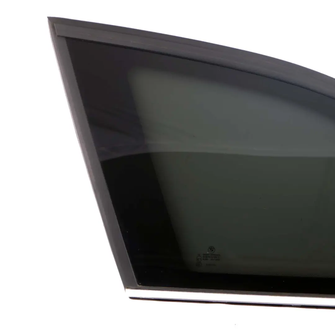 Vitre Latérale Arrière Gauche Touring Teinté Noir AS3 Bande Chromée pour BMW F31 à propos du numéro de pièce 7259247 BMW F31 Vitre Latérale Arrière Gauche Touring Teinté Noir AS3 Bande Chromée - SKU 7259247 - Numéro de pièce 7259247