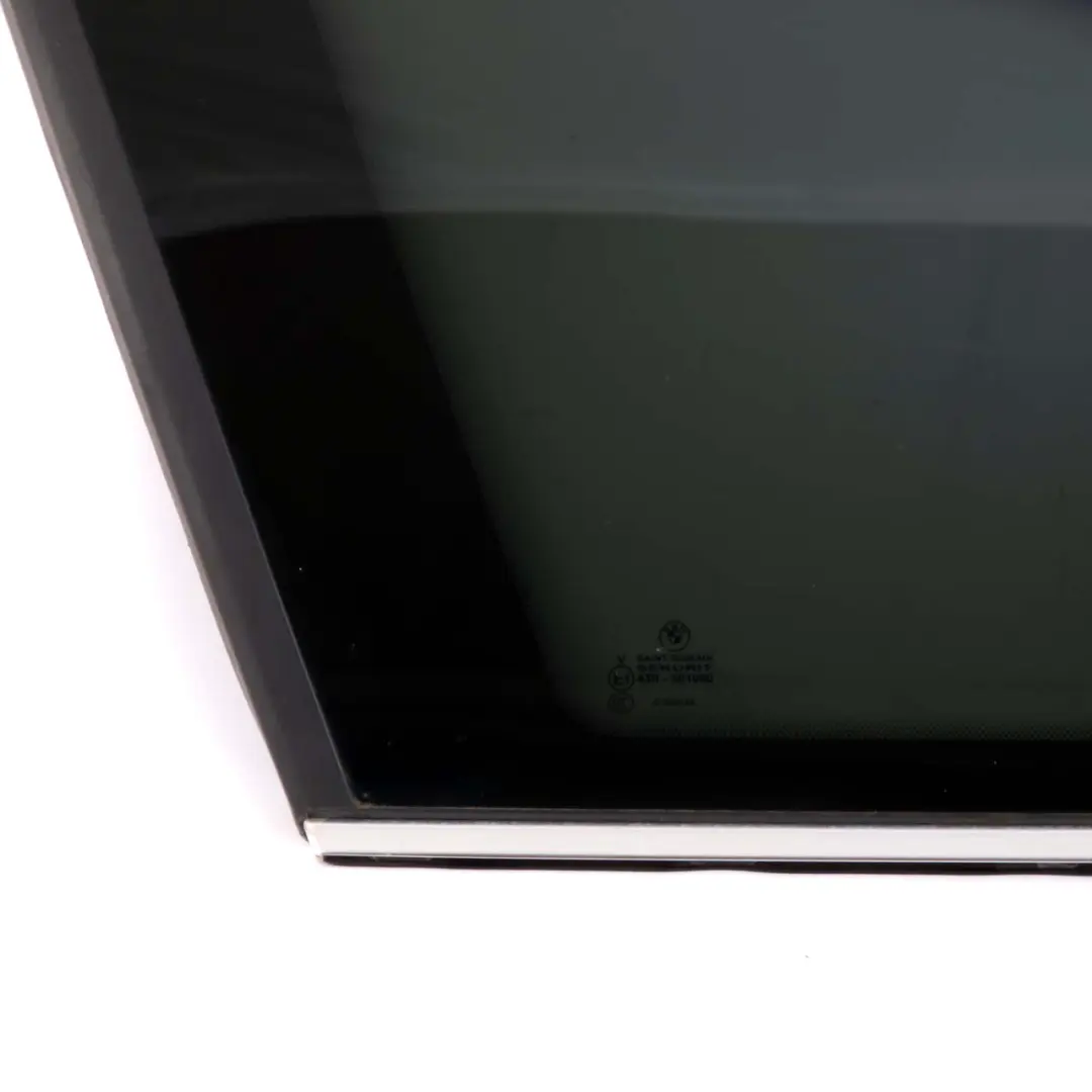 Hinten Links Seiten Scheibe Schwarz AS3 Getöntes Chromstreifen für BMW F31 Touring mit Teilenummer 7259247 BMW F31 Touring Hinten Links Seiten Scheibe Schwarz AS3 Getöntes Chromstreifen - SKU 7259247 - Teilenummer 7259247