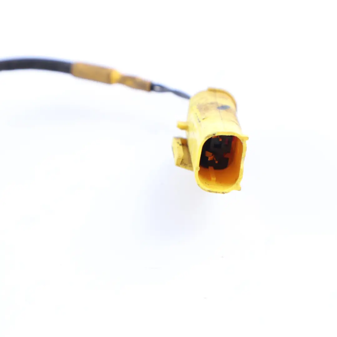 Hood Actuator BMW F22 F23 F34 F82 Bonnet Right O/S Pedestrian Protection to with Part number 7259692 Hood Actuator BMW F22 F23 F34 F82 Bonnet Right O/S Pedestrian Protection - SKU 7259692-2 - Part number 7259692